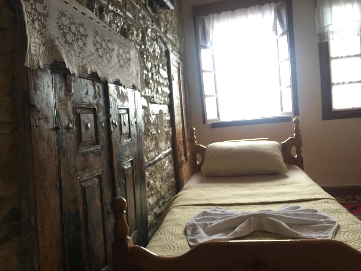 Guest House Salaria Gjirokaster Exterior photo