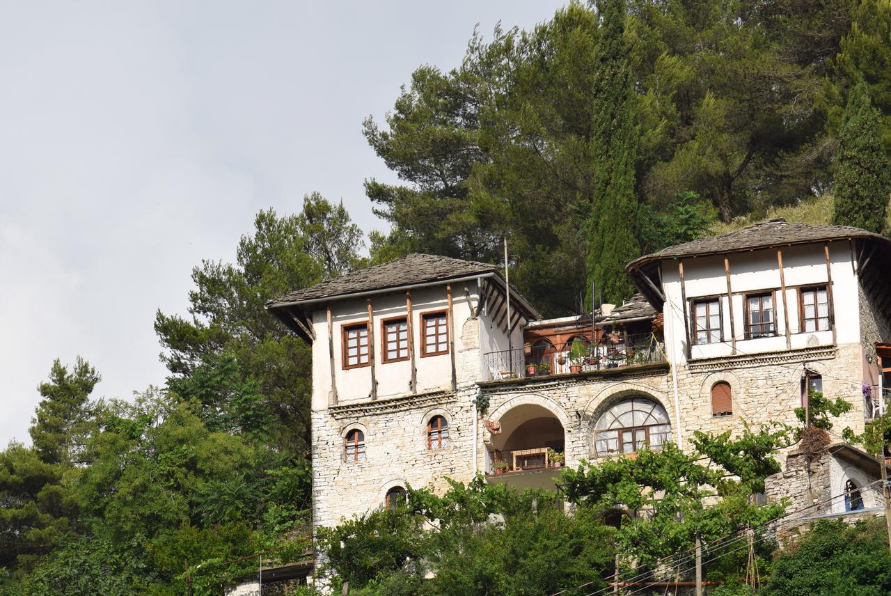 Guest House Salaria Gjirokaster Exterior photo